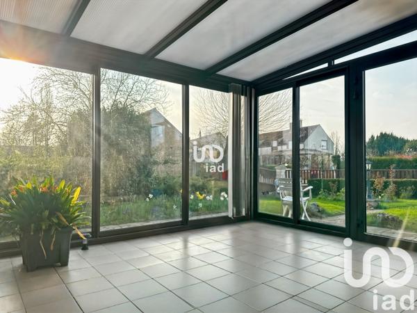 Pavillon 5 pièces de 119 m² à Les Bordes (89500)