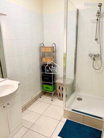 À LOUER Appartement T2 48 m2 MEUBLÉ LAVAL
