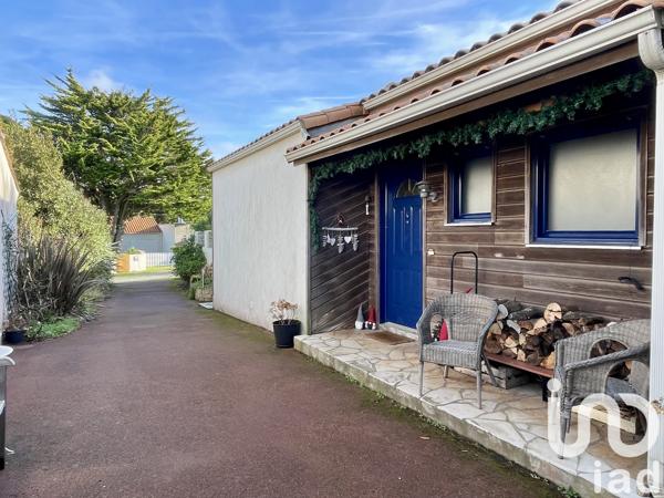 Maison à vendre 9 pièces 179 m² Saint-Hilaire-de-Riez