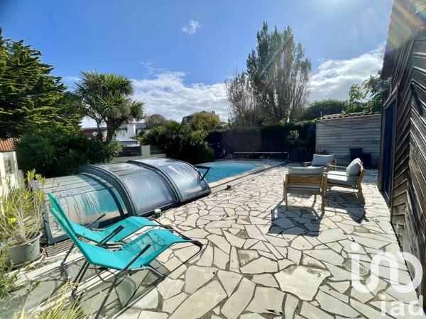 Maison à vendre 9 pièces 179 m² Saint-Hilaire-de-Riez