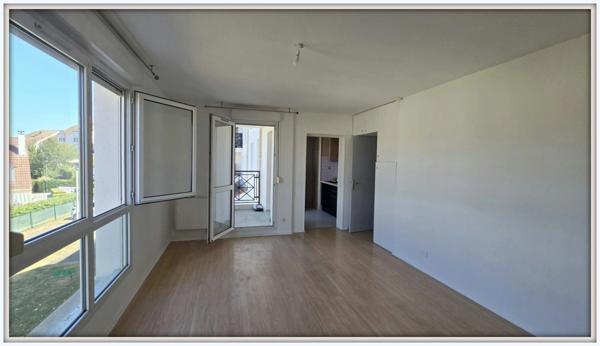 Appartement à vendre 2 pièces OSNY (95)