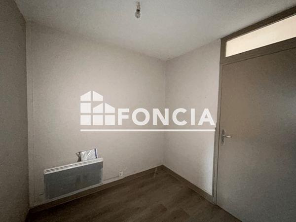 Location Appartement 2 pièces 42.3 m² - 22 RUE DE MANTOUE Charleville Mezieres 08000