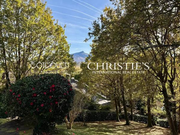 À vendre Ciboure - Villa sur un terrain de 2 000 m²