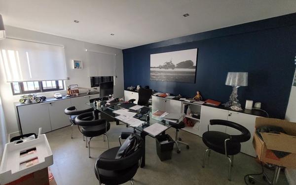 Maison à vendre    6 pièces • 338 m2 Avignon