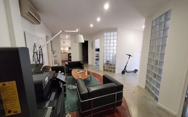 Maison à vendre    6 pièces • 338 m2 Avignon