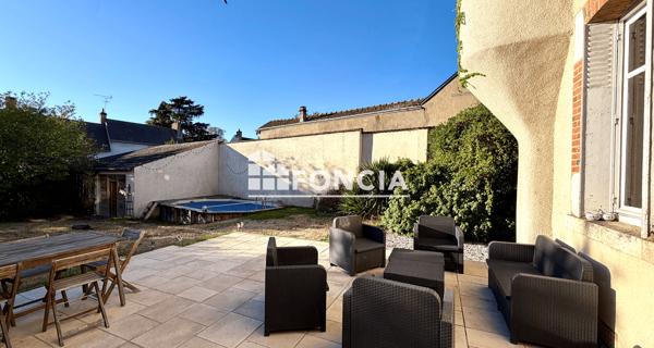 À vendre Maison 9 pièces 179 m² - Orléans 45100