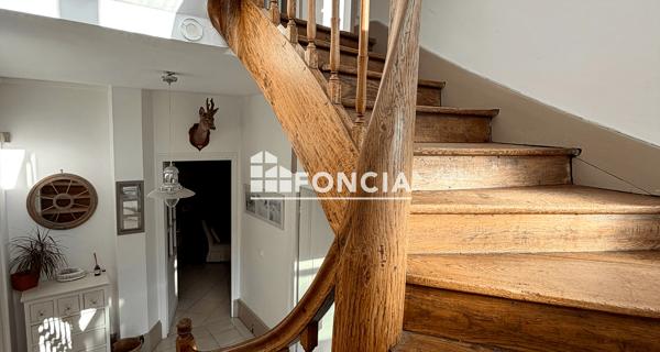 À vendre Maison 9 pièces 179 m² - Orléans 45100