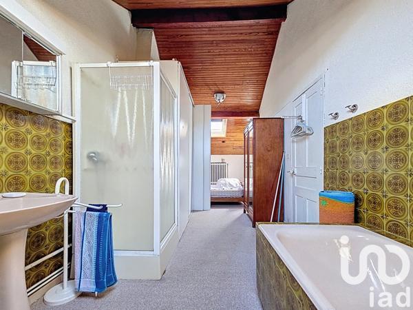 Maison à vendre 5 pièces 107 m² Laroche-Saint-Cydroine