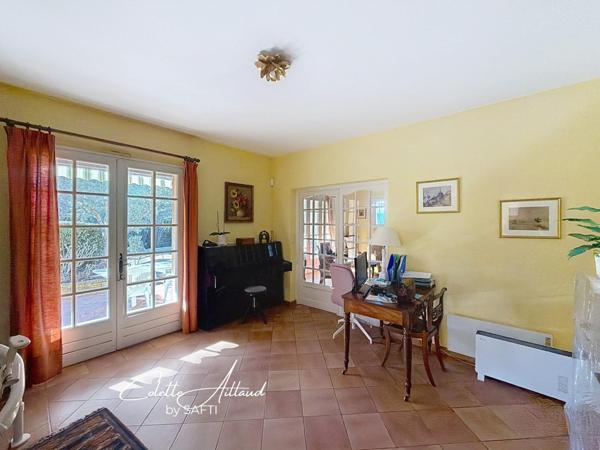 Villa familiale avec piscine à l ouest d'Aix-en-pROVENCE