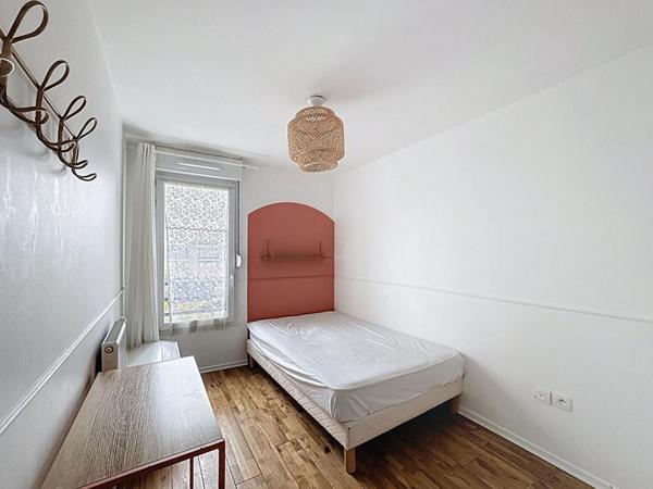 Beau 3 pièces lumineux avec balcon exposé Sud-Est  Résidence récente avec ascenseur