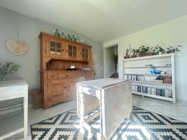 Montlhéry (91310) MONTLHERY - MAISON FAMILIALE TYPE F7 - 177 M HABITABLES - 865 M2 JARDIN - SOUS-SOL TOTAL