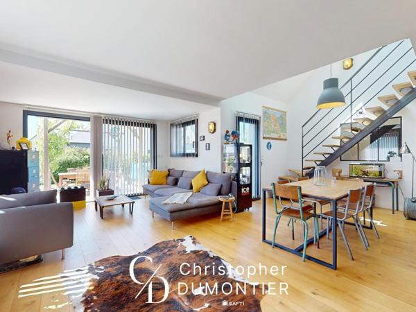 Maison FAMILIALE 4 chambres ÉQUEMAUVILLE