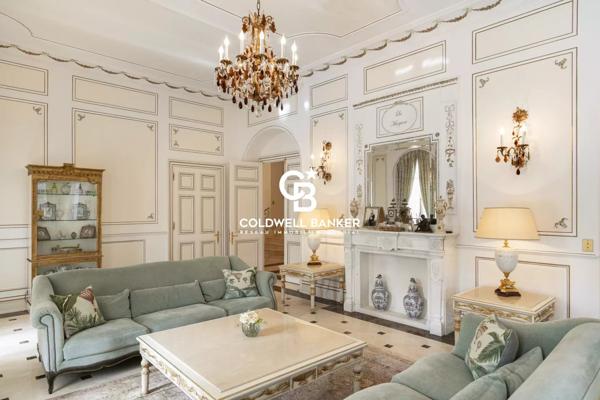 Villa 11 pièces à vendre Antibes - 06600 / Réf: 983