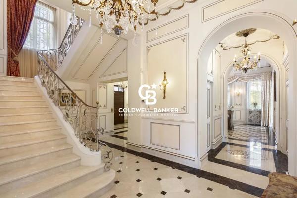 Villa 11 pièces à vendre Antibes - 06600 / Réf: 983