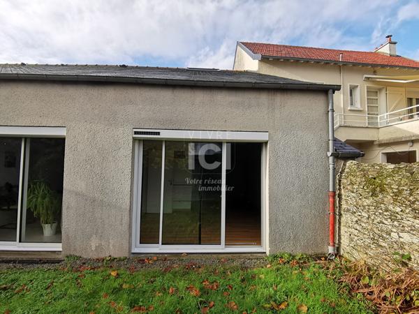 Bureau - Local professionnel 20 m² + espace commun à La Chapelle Sur Erdre - hyper centre