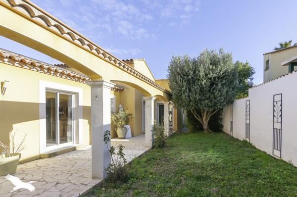 Maison à vendre |  Gigean |  5 pièces | 159 m²