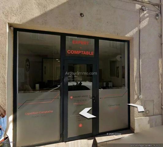 Location                                                      Local commercial
                        
                     2 pièces                      45 m2                     à Aubagne
