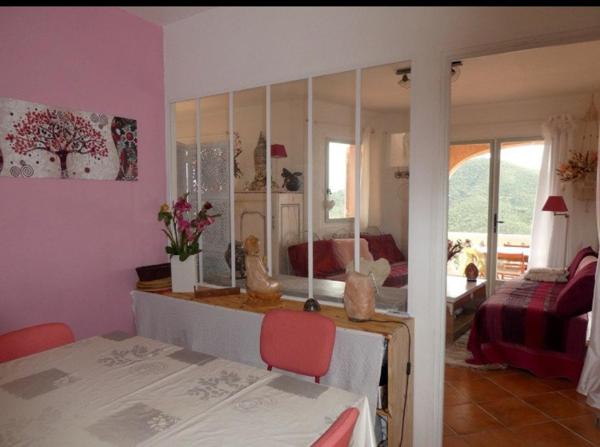 Maison à LA LONDE-LES-MAURES, 83250 - 7 pièces 260m²