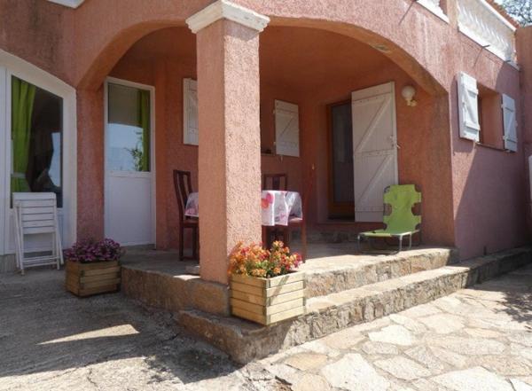 Maison à LA LONDE-LES-MAURES, 83250 - 7 pièces 260m²