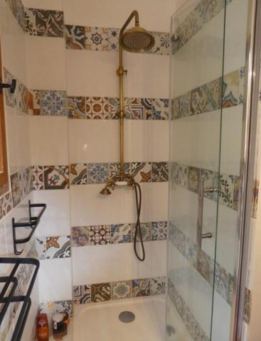 Maison à LA LONDE-LES-MAURES, 83250 - 7 pièces 260m²