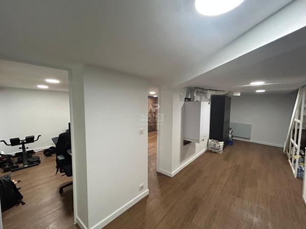 Maison 4 pièces 3 chambres - 81 m² €390 000 ** - Référence 1771