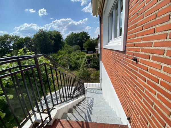 Gien Belle Demeure 6 chambres sur 3 niveaux