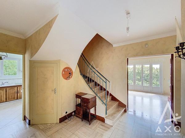 Gien Belle Demeure 6 chambres sur 3 niveaux