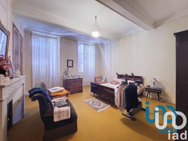 Maison de ville 8 pièces de 228 m² à Fleurance (32500)