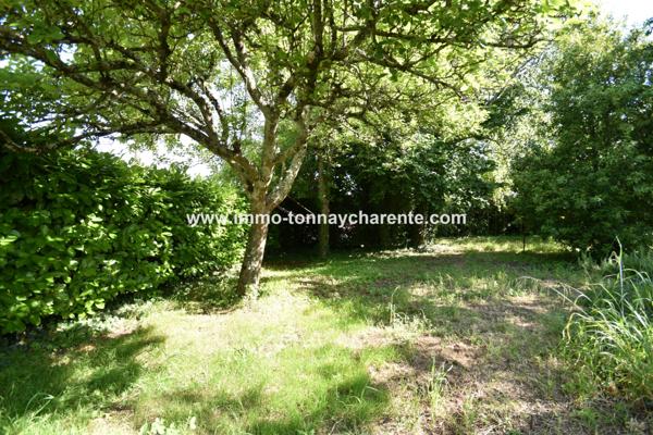 Terrain constructible de 360 m²