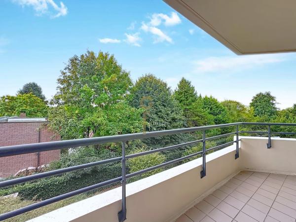 T4 DANS UN RESIDENCE PRISEE, RARE SUR LE SECTEUR
