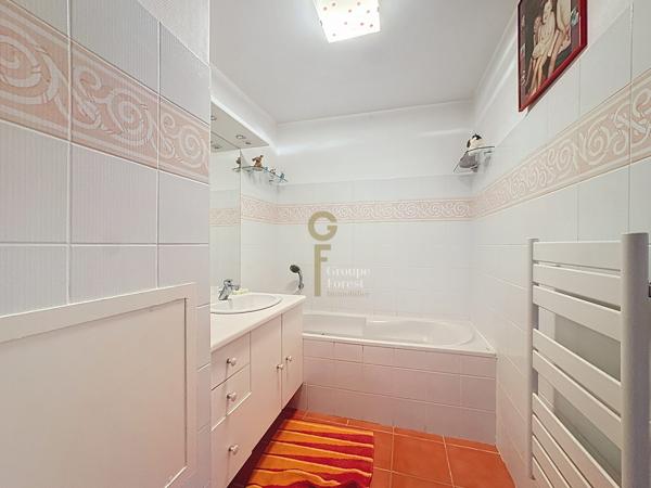 T4 DANS UN RESIDENCE PRISEE, RARE SUR LE SECTEUR