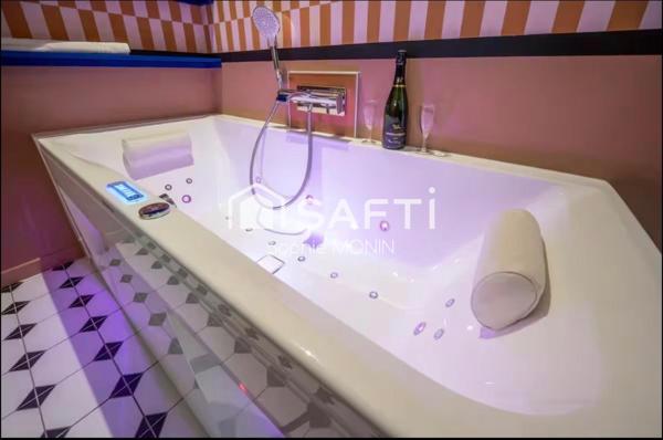 MÂCON CENTRE – APPARTEMENT ENTIEREMENT RÉNOVÉ – LOCATION COURTE DURÉE