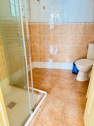 Maison de village, 300m², 10 chambres avec dépendances sur 3489m² de terrain 178 000 €