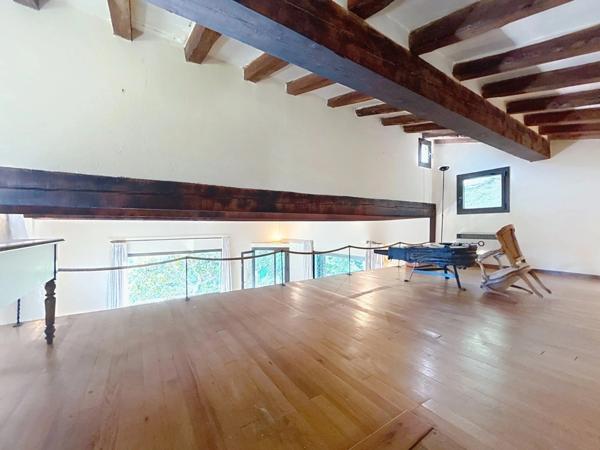 Propriete à vendre 14 pièces MENTON (06)