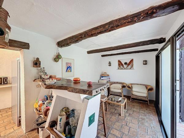 Propriete à vendre 14 pièces MENTON (06)