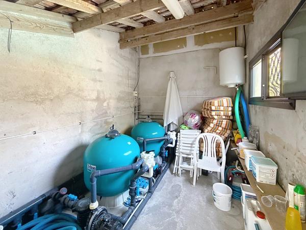 Propriete à vendre 14 pièces MENTON (06)