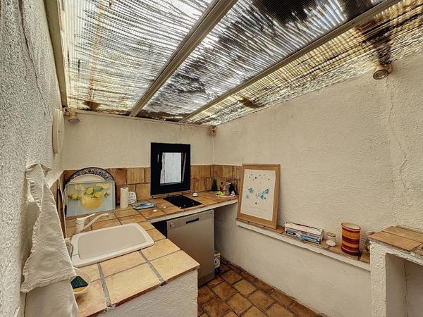 Propriete à vendre 14 pièces MENTON (06)