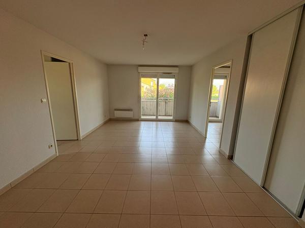 BEAUZELLE -Appartement T2 49m² avec terrasse, cellier et parking en sous sol !