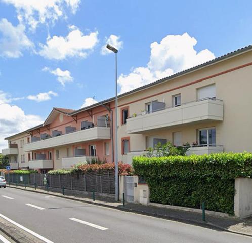 BEAUZELLE -Appartement T2 49m² avec terrasse, cellier et parking en sous sol !