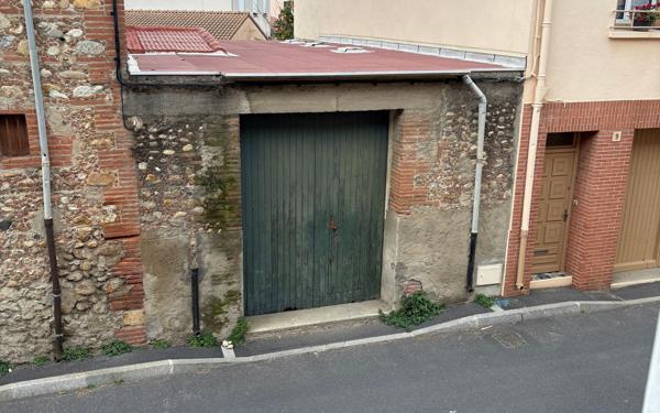 Maison à vendre    2 pièces •  Villeneuve-la-Rivière