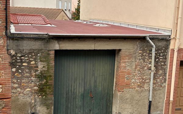 Maison à vendre    2 pièces •  Villeneuve-la-Rivière