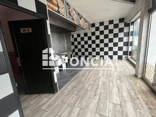 Location Local commercial 2 pièces 60 m² - 8 FAUBOURG DE PIERRE Charleville-mezieres 08000