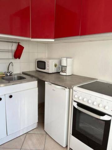 F1 MEUBLÉ - TRÈS CALME