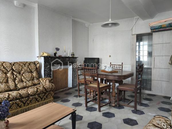 Maison de village de 85 m²