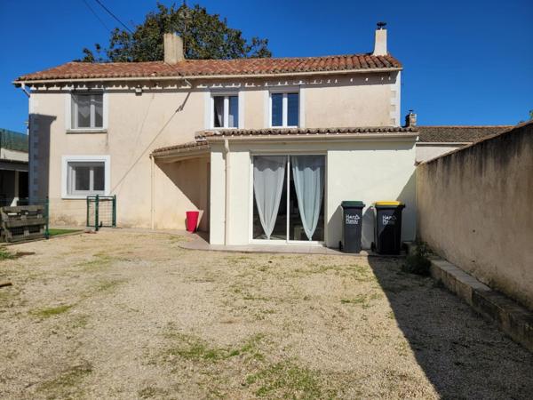 MAISON 6 PIÈCES DE 198 M2