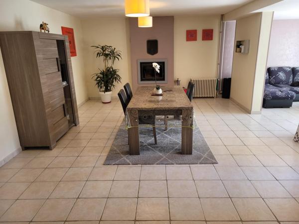 MAISON 6 PIÈCES DE 198 M2