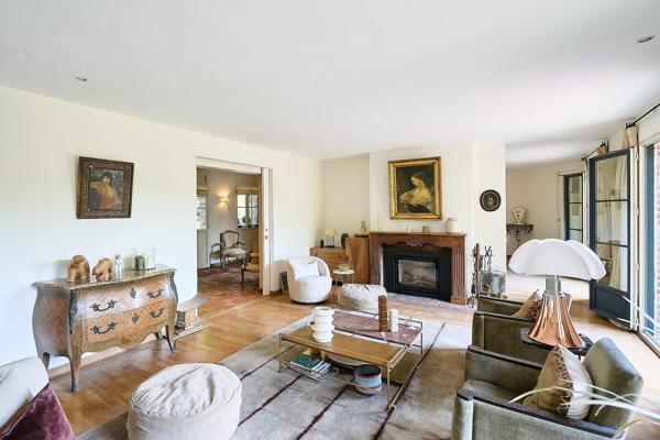 Vente Maison de luxe Croix 13 Pièces 262.69 m²