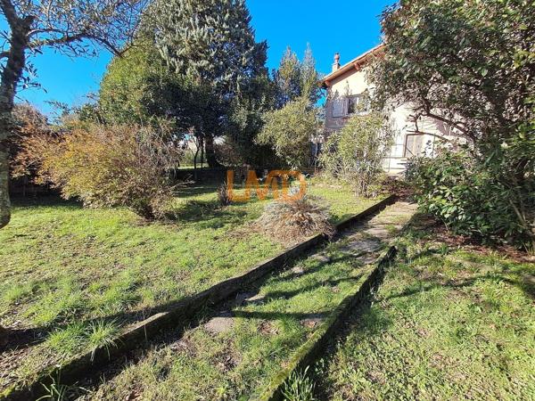 Opportunité-Maison de village-7 pièces-au calme avec fort potentiel