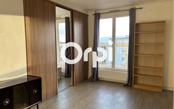 Appartement à louer    1 pièce • 38,09 m2 Maurepas