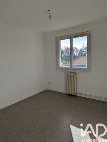 Maison à vendre 4 pièces 81 m² Saint-Seurin-sur-l'Isle